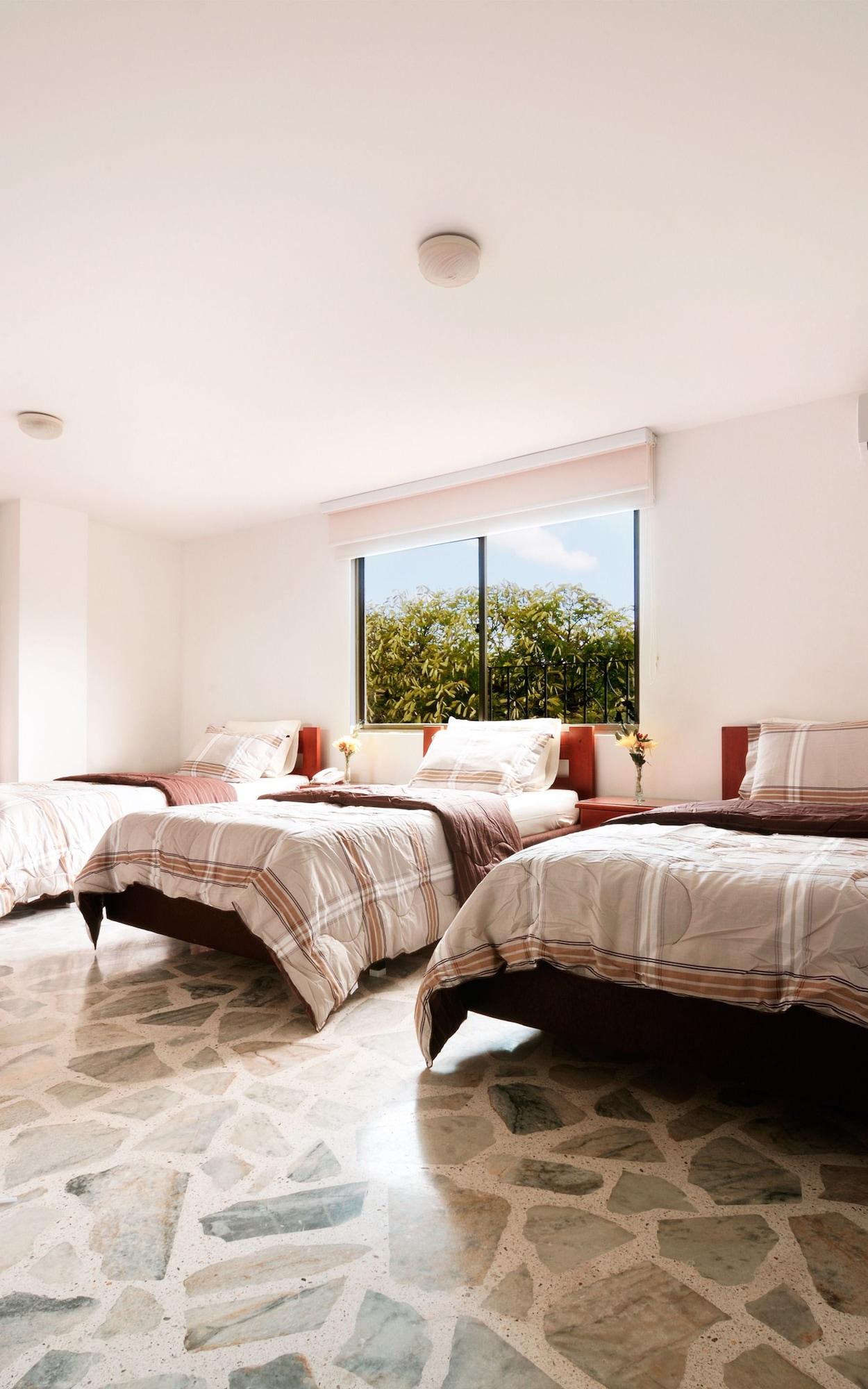 Hotel Flamingo Cali Kültér fotó